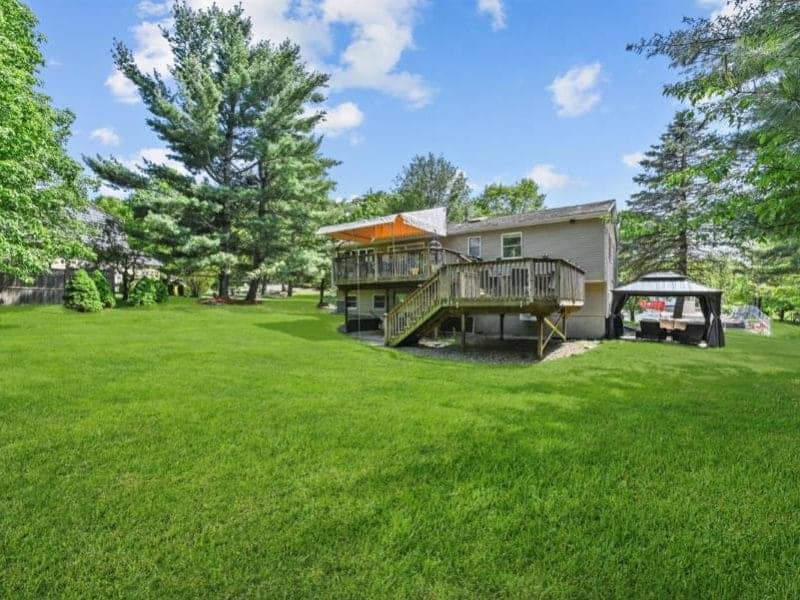 Blooming-Villa-breathtaking-beautiful-grounds-800×600