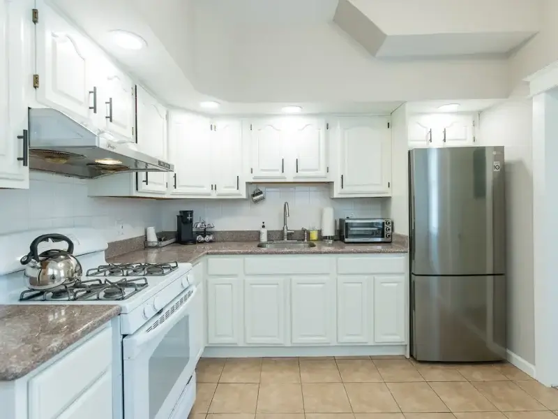 Cherry-Villa-Atlantic-City-NJ-kitchen-800×600
