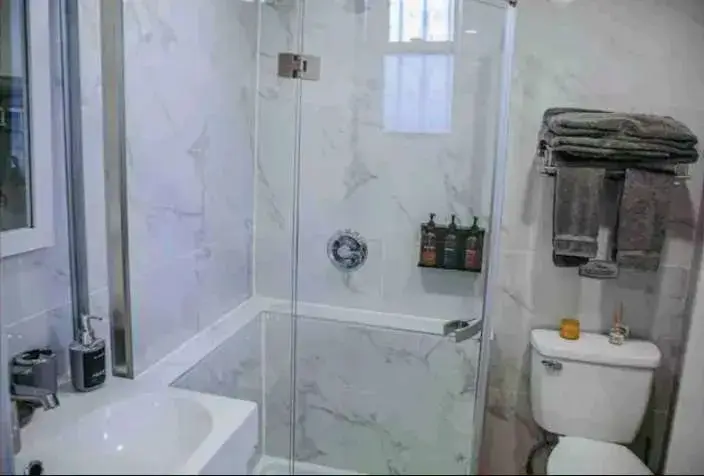 Screenshot_20231205_160537_Airbnb