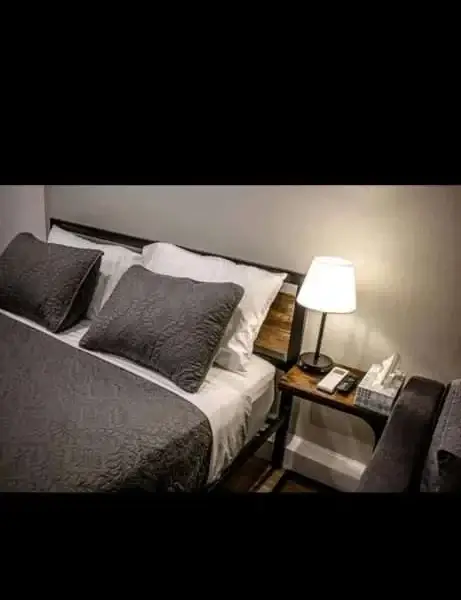 Screenshot_20231205_160626_Airbnb-461×1024-1-461×600