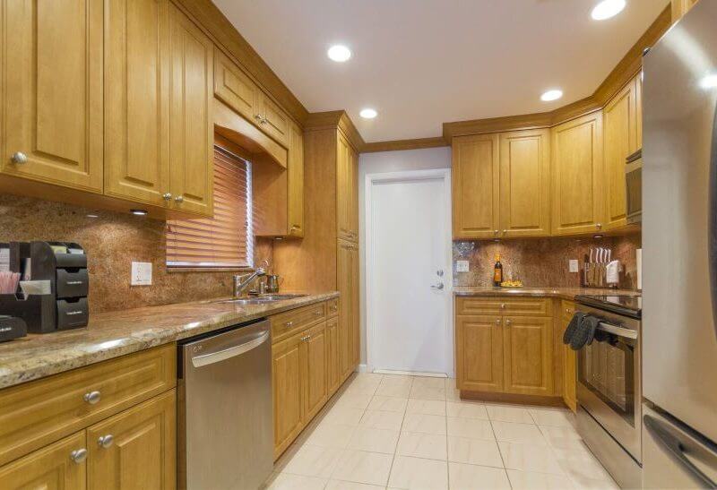 Silver-Woods-Villa-kitchen-800×547