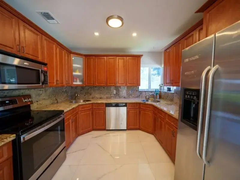 Sun-Villa-nmb-kitchen-800×600.jpg