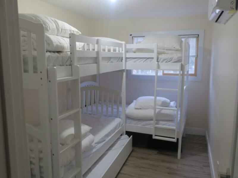 apt-1-2nd-bedroom-800×600