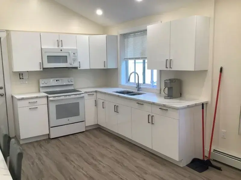 apt-3-kitchen-800×600.jpg