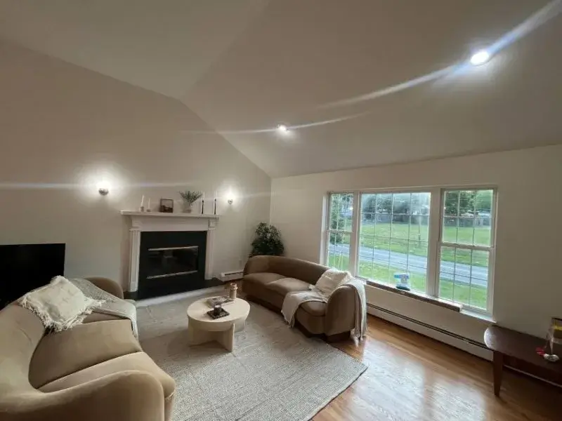 knight-villa-Monroe-NY-living-800×600.jpg