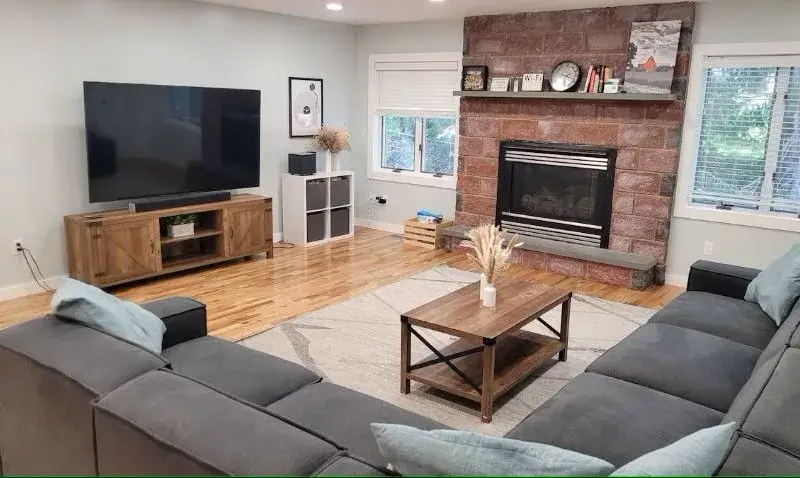 living-room-800×478.jpg