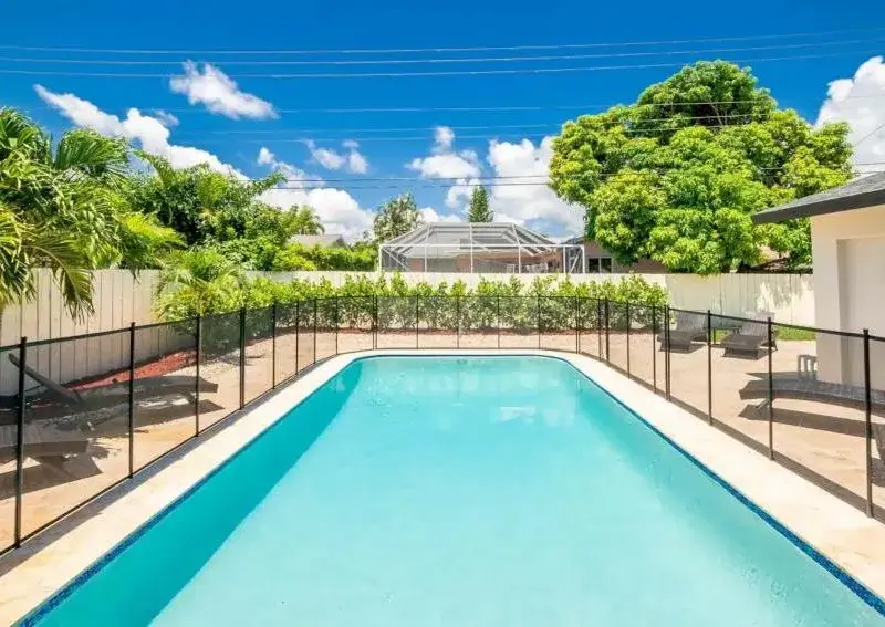pool-1-800×567.jpg
