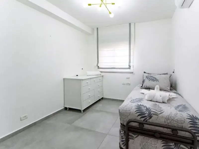 4th-bedroom-800×600.jpg