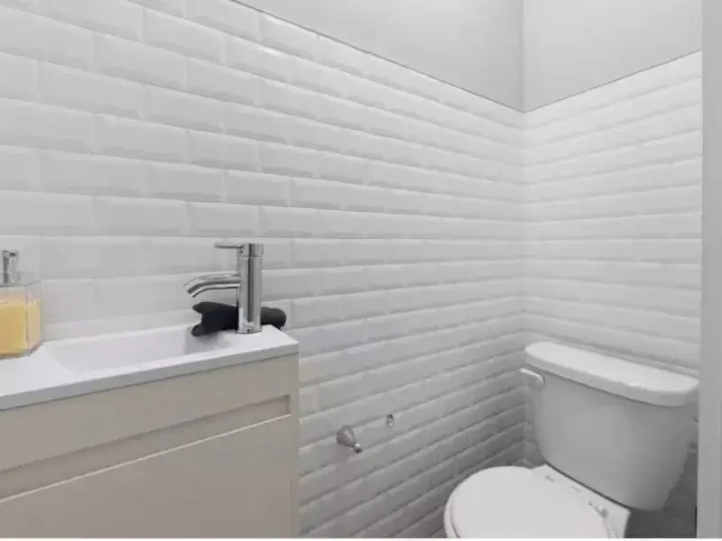 Opal-Apt-2-crown-heights-half-bathroom-800×600.jpg
