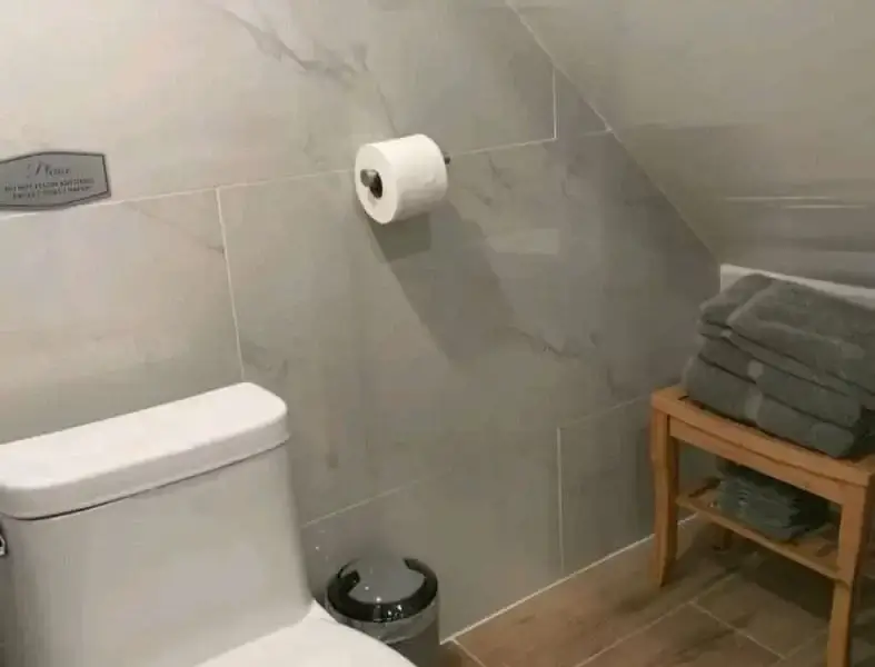 Screenshot_20231205_170611_Airbnb-787×1024-1-787×600