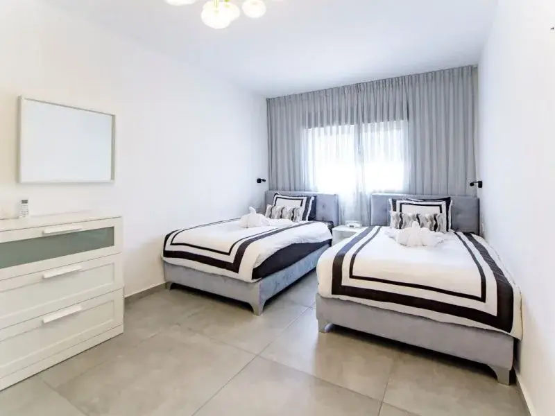 master-bedroom-800×600.jpg